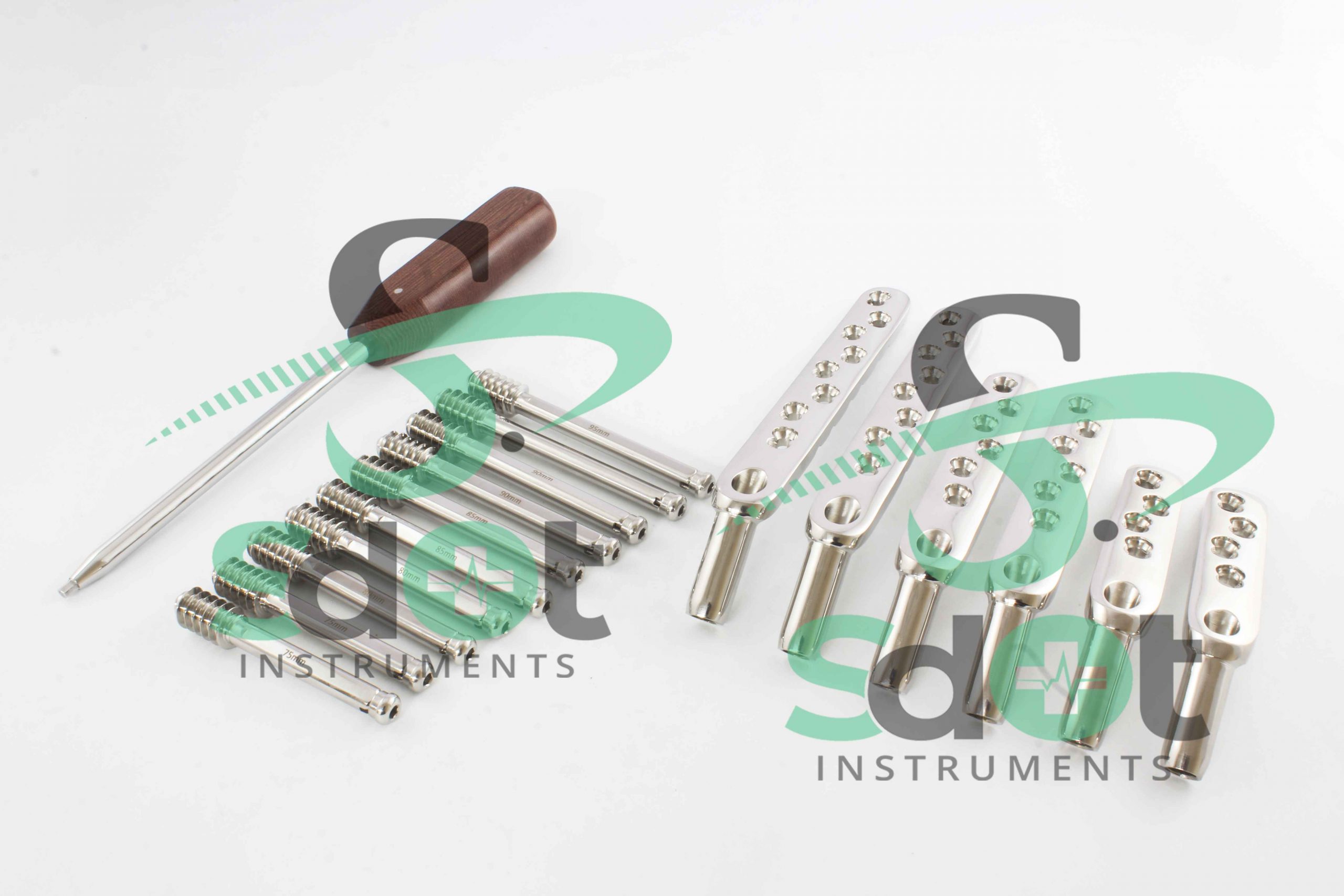 IMG_9942_4_11zon-scaled